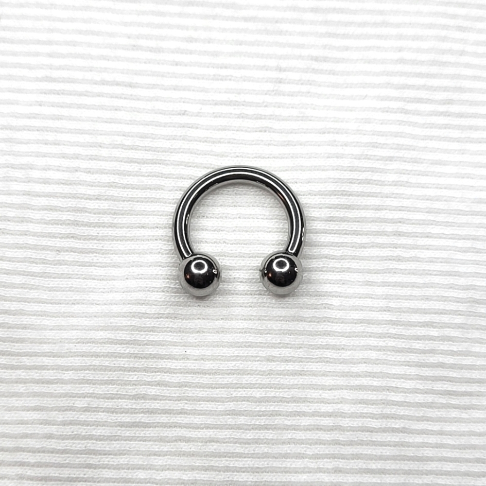 12 Gauge 716 Internal Thread Half Circular Barbell Horseshoe Septum Jewelry